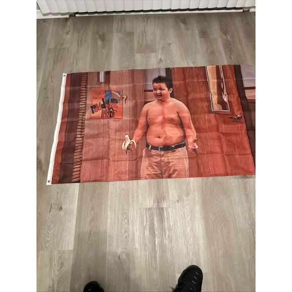 iCarly Gibby Banana Wall Tapestry‎ - Picture 1 of 1